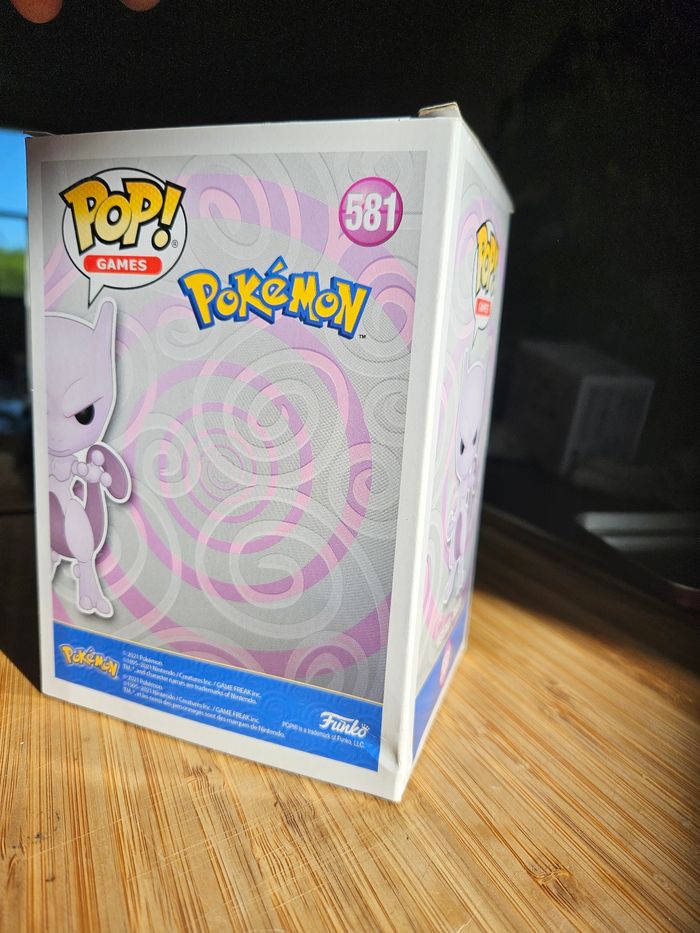 Funko Pop Pokémon – Mewtwo (#581) - photo numéro 9