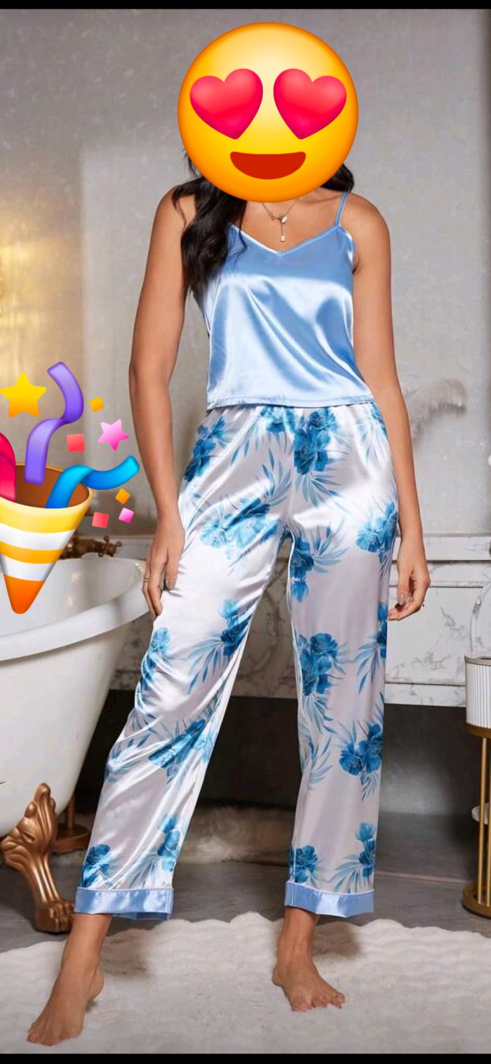 Pyjama en satin pour femme - photo numéro 3