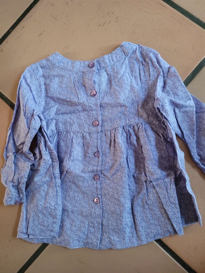 Blouse fleurie dpam 18 mois - photo numéro 3