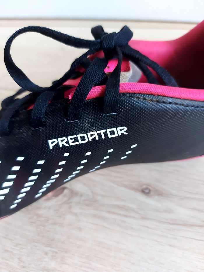 Crampons noir Adidas predator 36 2/3 - photo numéro 7