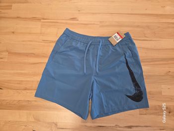 Short sport homme Nike neuf 