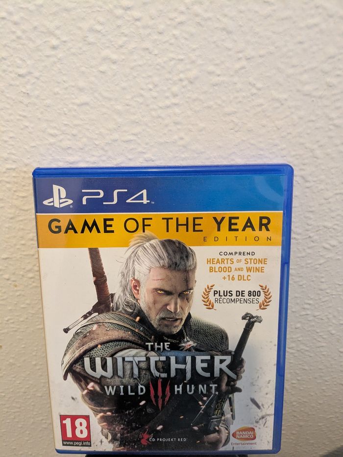 Jeu vidéo PS4 The Witcher 3 wild hunt