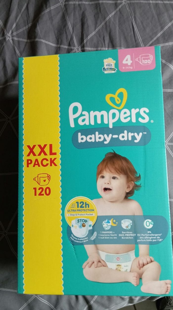 Xxl i pack Pampers   taille 4