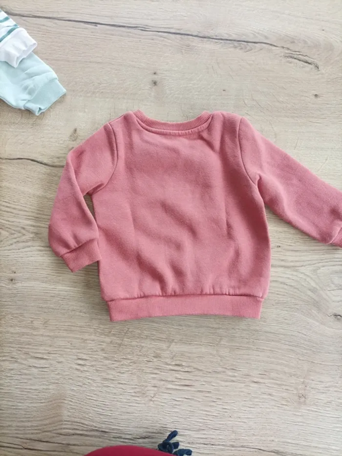 Lot de 3 pulls taille 9mois - photo numéro 7
