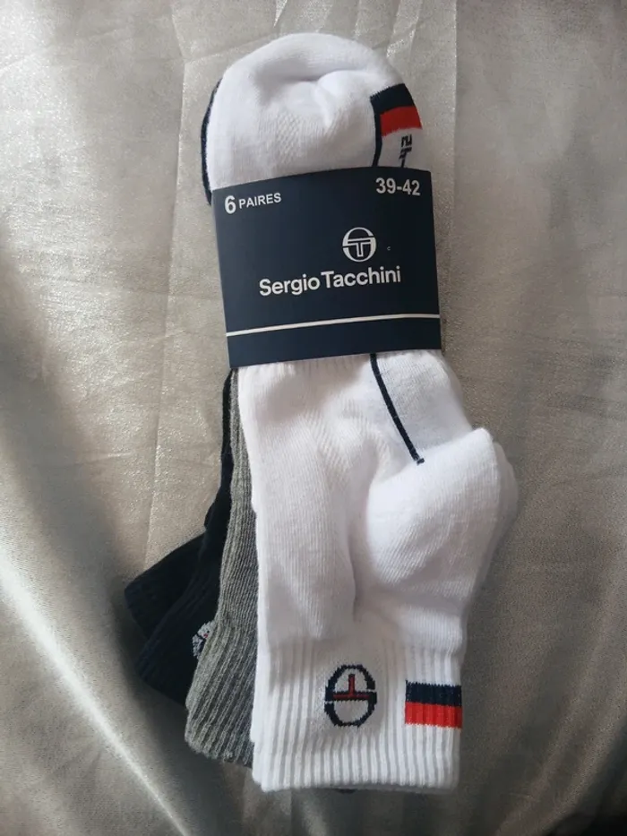 Lot de 6 paires de chaussettes neuves 39/42