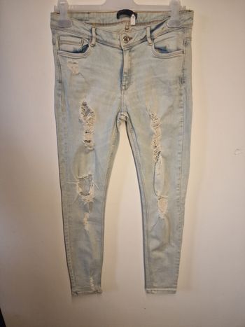 Jeans à trous