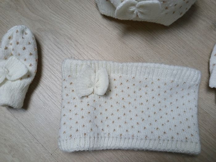 Ensemble bonnet tour de cou + moufle - photo numéro 2