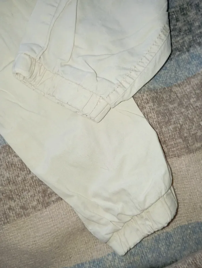 Pantalon en toile beige Kiabi taille 24 mois - photo numéro 3