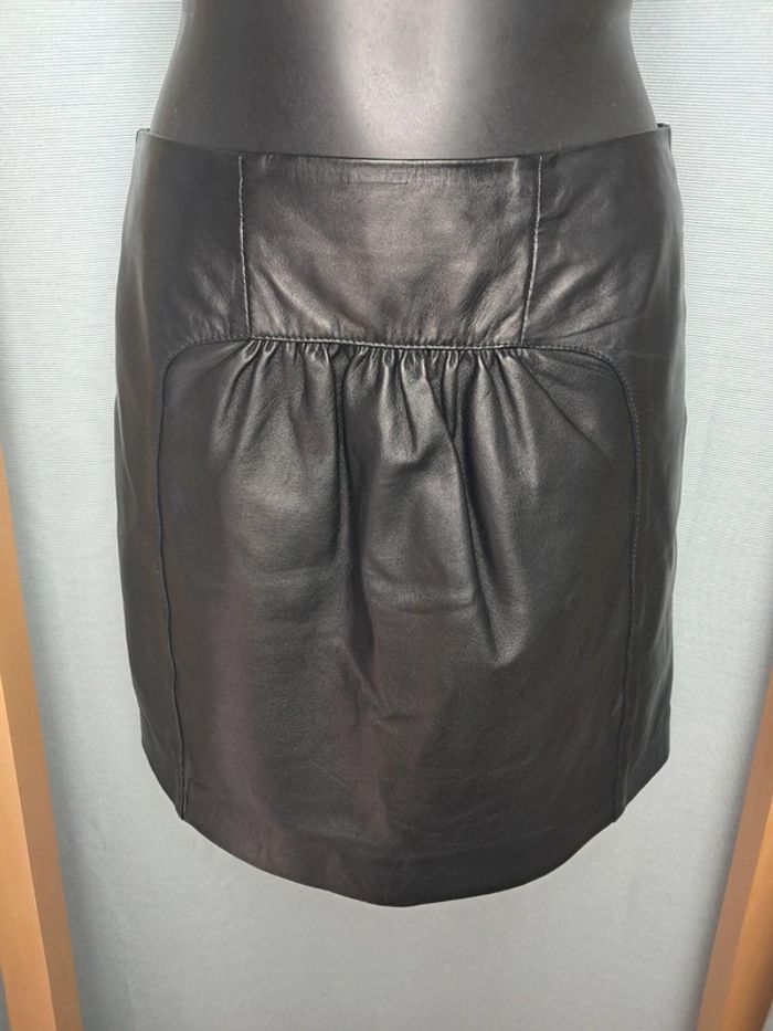 Comptoir des cotonniers jupe noire en cuir T.36 - photo numéro 2