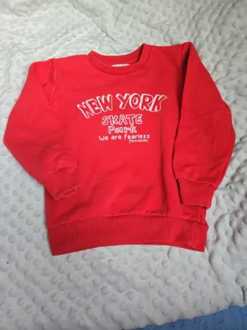 Pull rouge