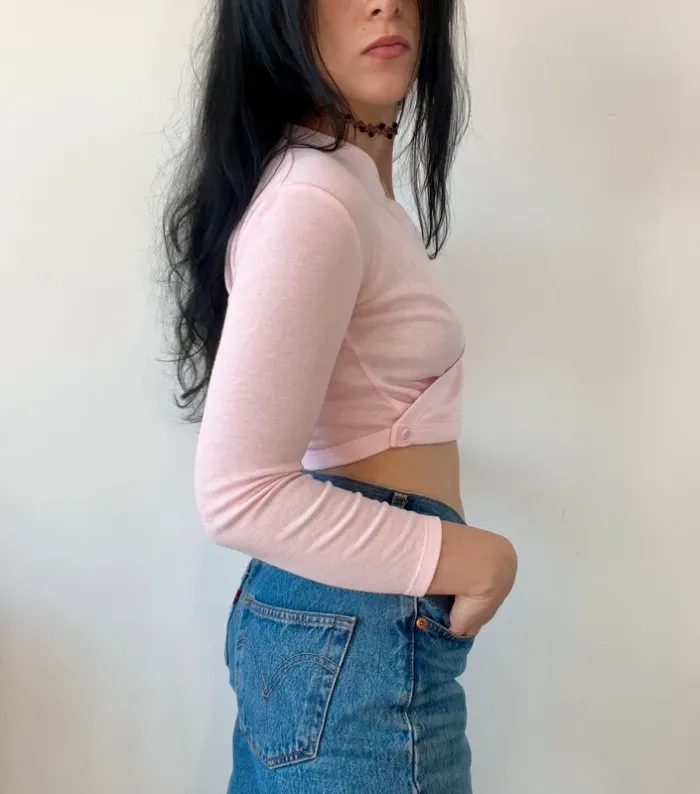 Cache-coeur rose clair forme crop taille S 🌸 - photo numéro 3
