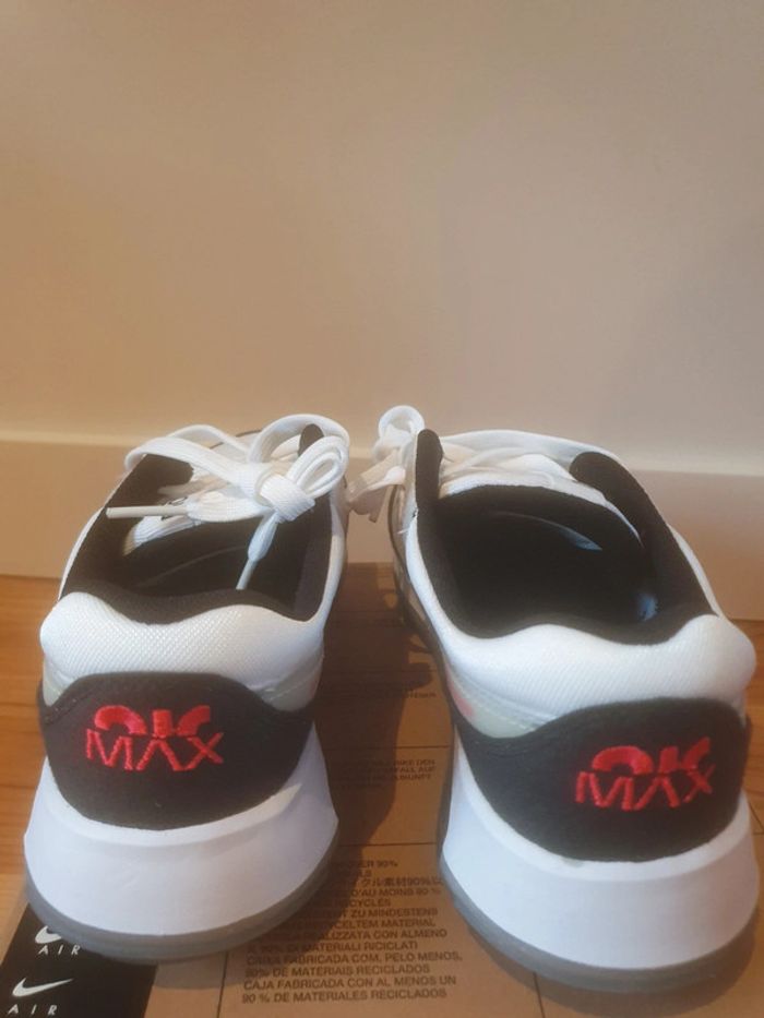 Nike Air Motif (38.5) - photo numéro 5