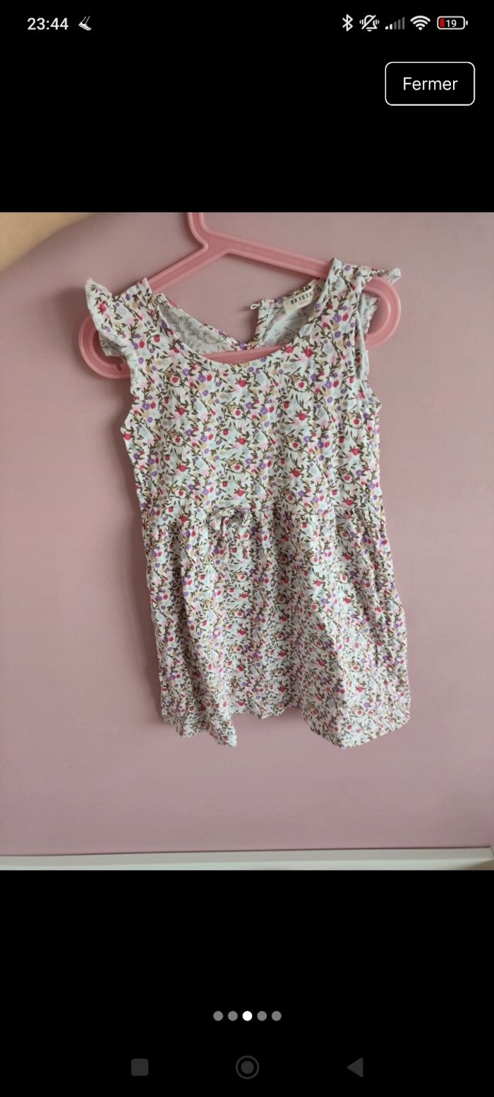 Robe fleurie 6/8 - photo numéro 3