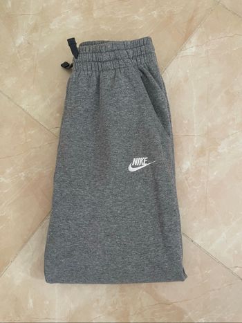 Jogging Nike gris