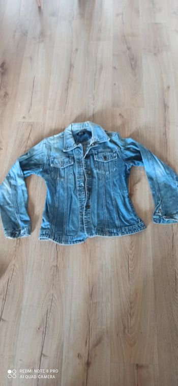 Veste en jeans t. 40