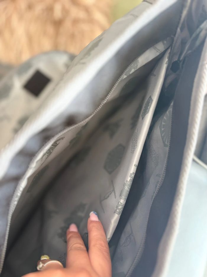 Cartable Star Wars porte en bandoulière réglable - plusieurs poches - en très bon état - photo numéro 6