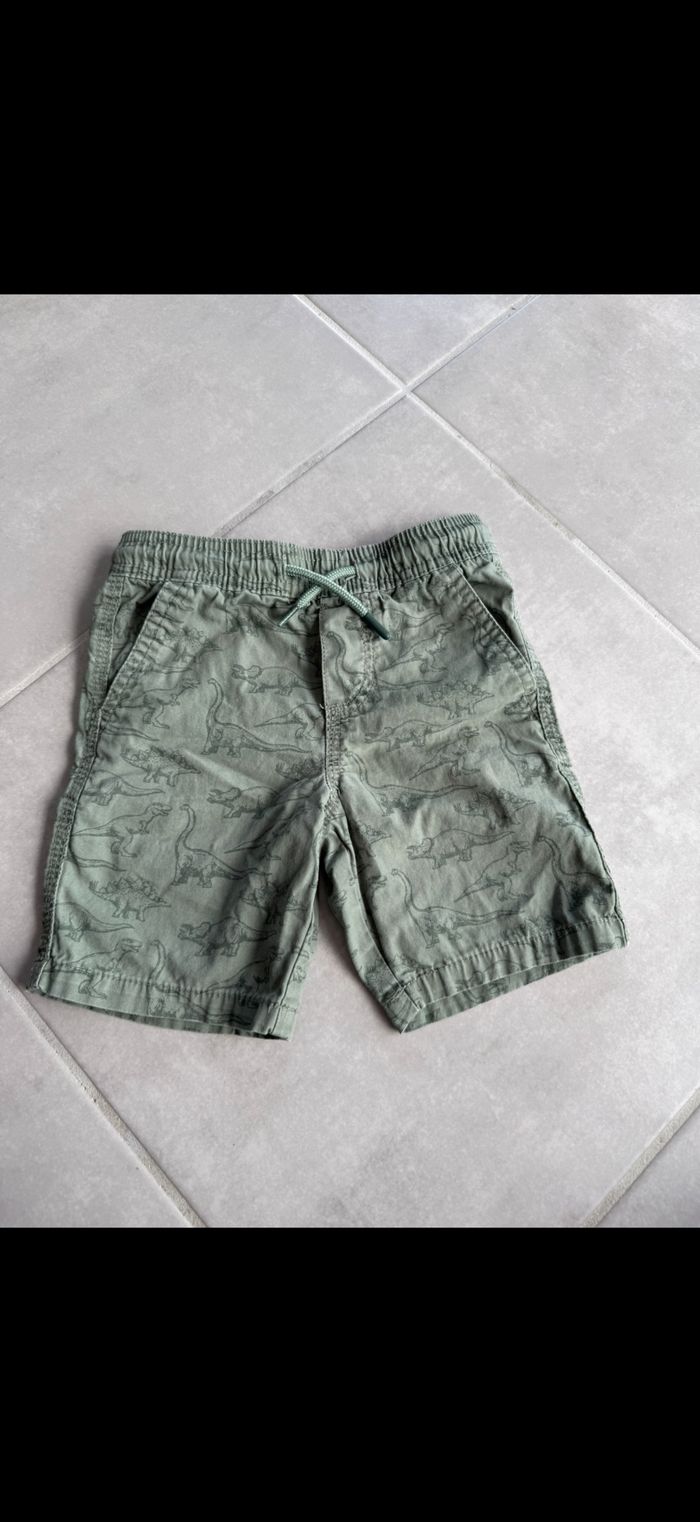 Short dinosaure 3 ans - photo numéro 2