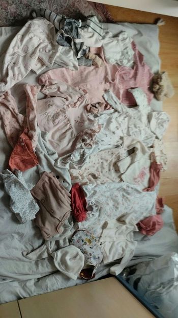 Lot de vêtements bébé fille