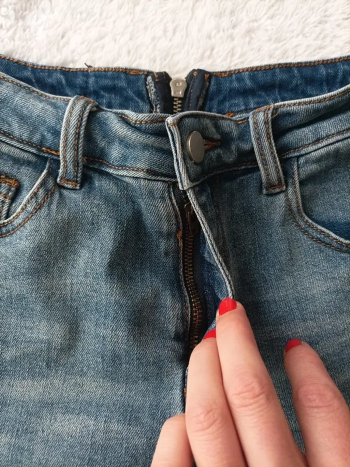 Short Aliénation taille 36 - photo numéro 7