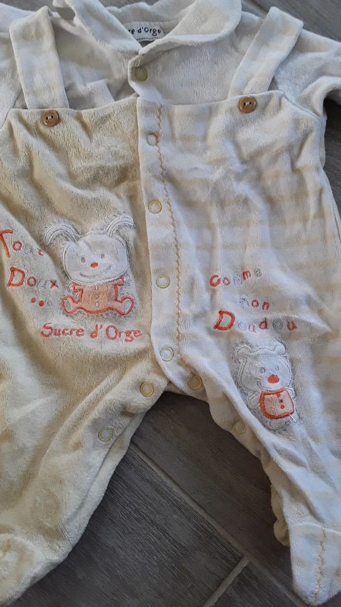 Pyjamas naissance - photo numéro 3