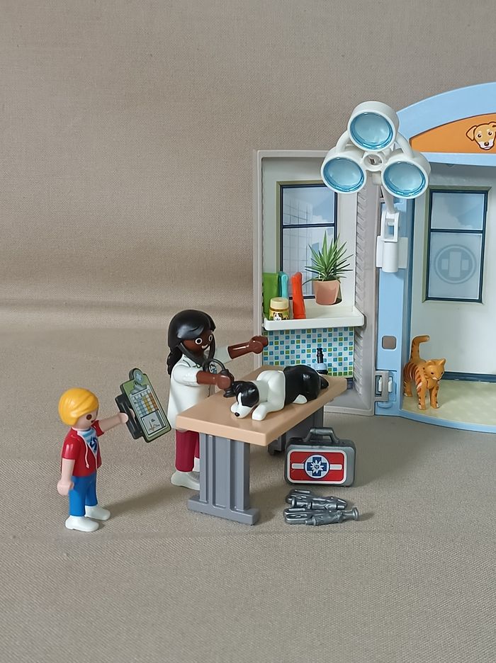 đŸ Playmobil City Life 70309 â Coffre VĂ©tĂ©rinaire Transportable - photo numĂ©ro 2