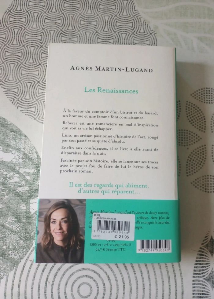 Livre " Les Renaissances " d'Agnès Martin-Lugand 🌻🌾 - photo numéro 2