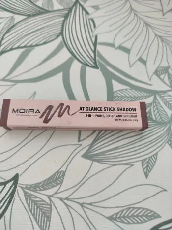 Moira 08 taupe 3en1 preparer definir illuminer 1,5g  à utiliser 6 mois après ouverture