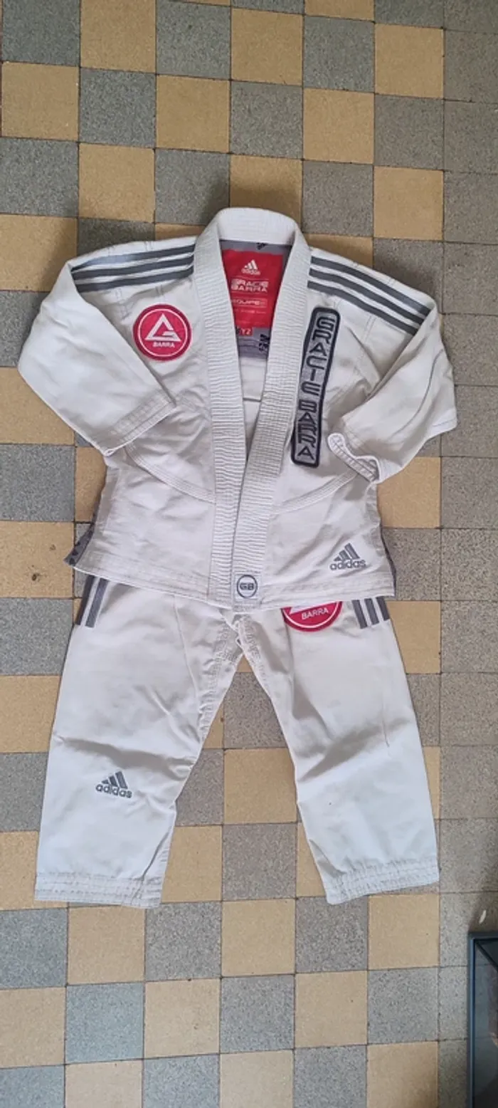 Kimono jiu jitsu 6 ans