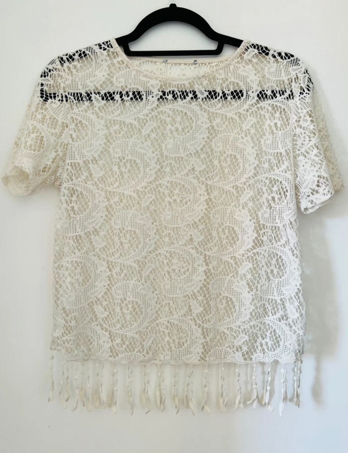 🌼 T-shirt ajouré blanc cassé – style bohème chic - photo numéro 3