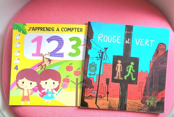 Six  livres pour enfants - photo numéro 2