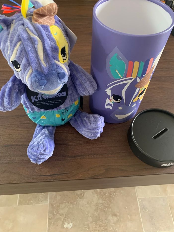 Les Deglingos peluche avec boite tirelire