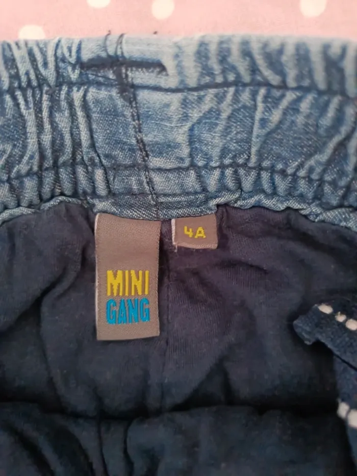 Jeans 4 ans (taille grand) - photo numéro 2