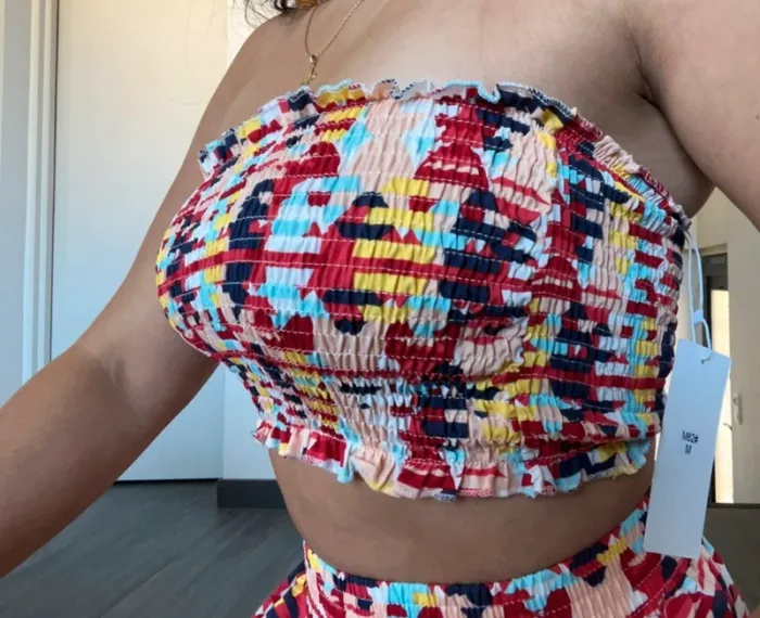 Ensemble crop top et jupe sexy - photo numéro 2
