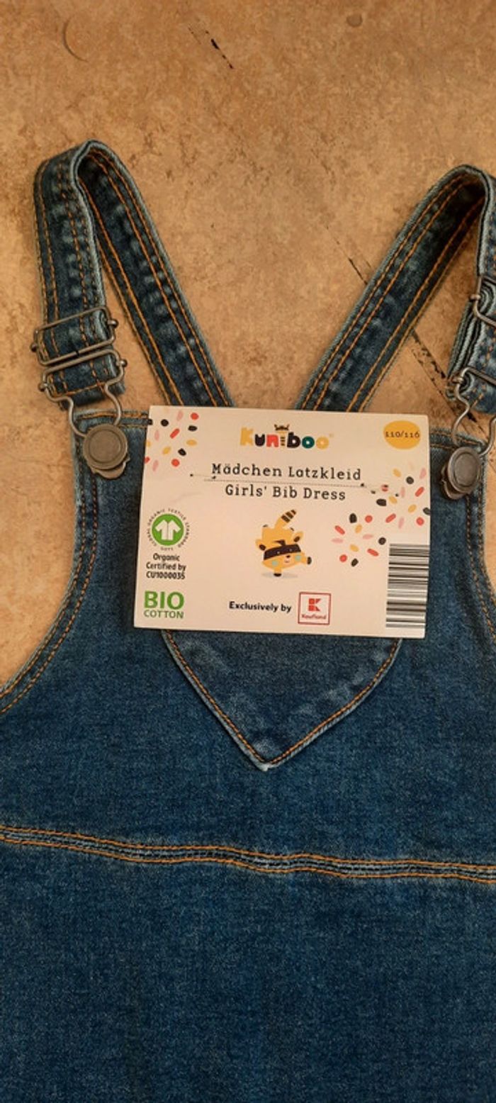 Salopettes en jean pour fille 5-6 ans - photo numéro 2