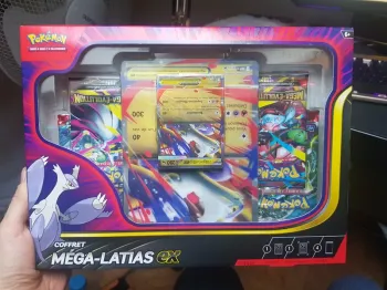 Coffret Pokémon Mega Latias bug