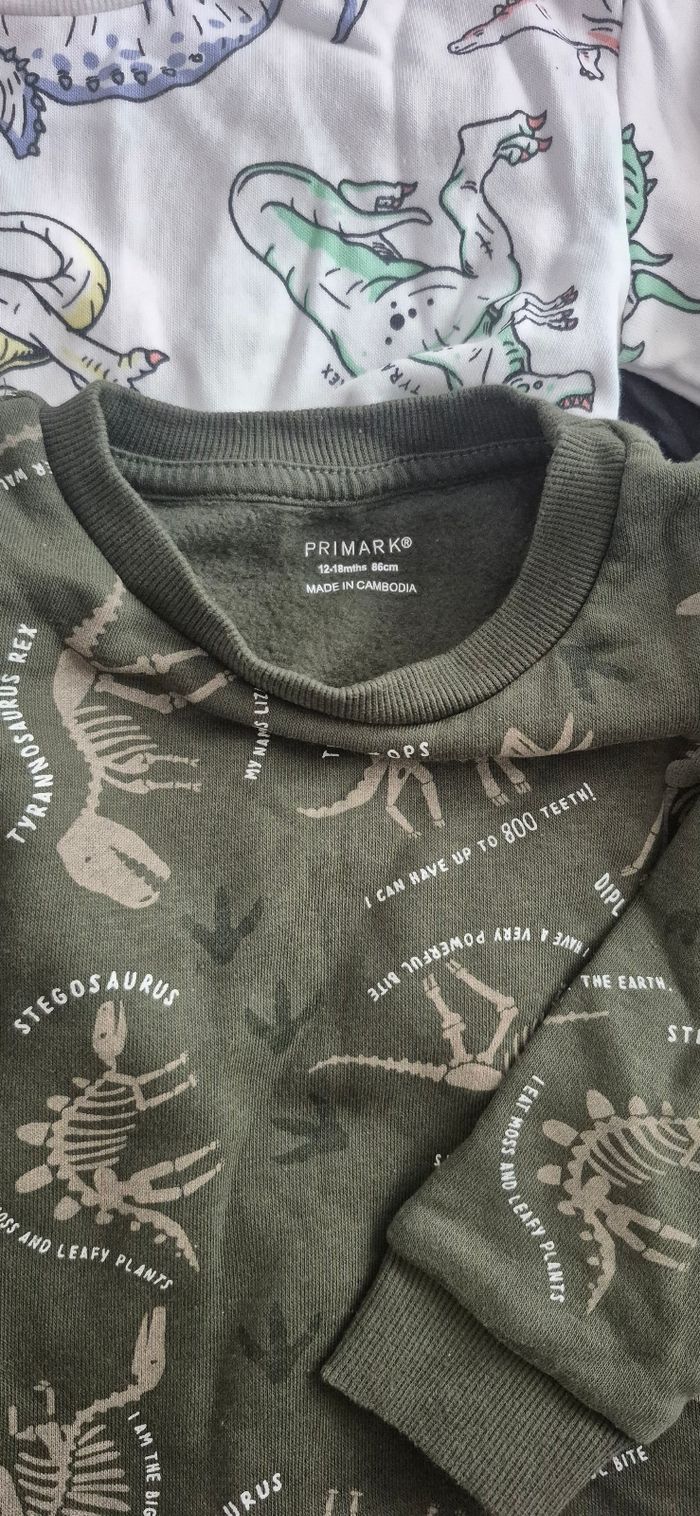 Lots pull longue manche très chaud 12.18 mois - photo numéro 2