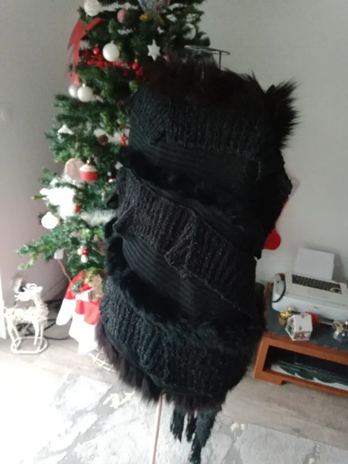 Gilet sans manches style cape - photo numéro 10