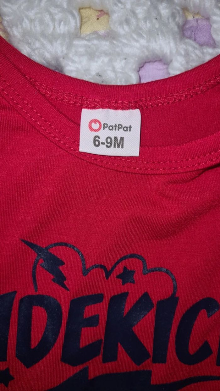 Lot de 2 bodies 6/9 mois - photo numéro 3