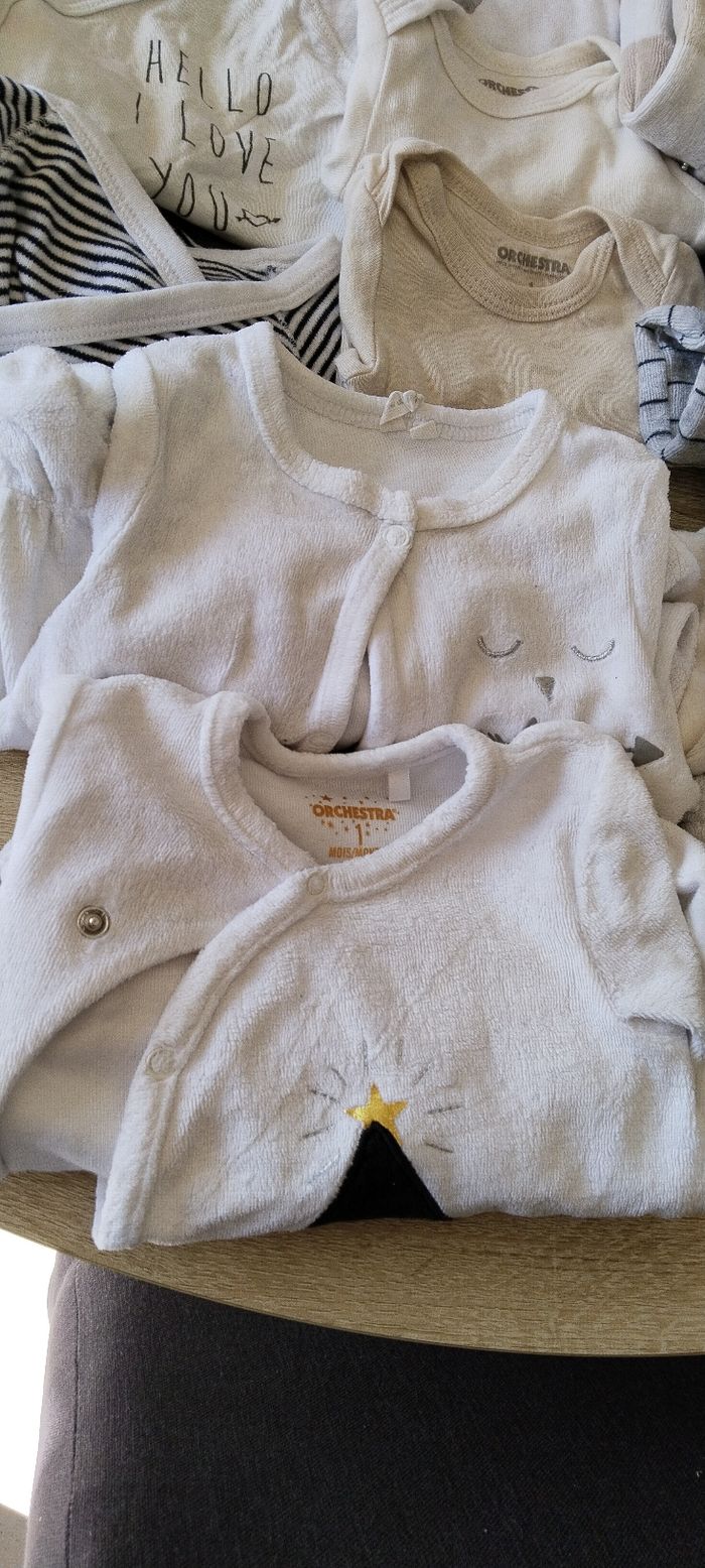 Lot vêtements bébé 1 mois - photo numéro 3