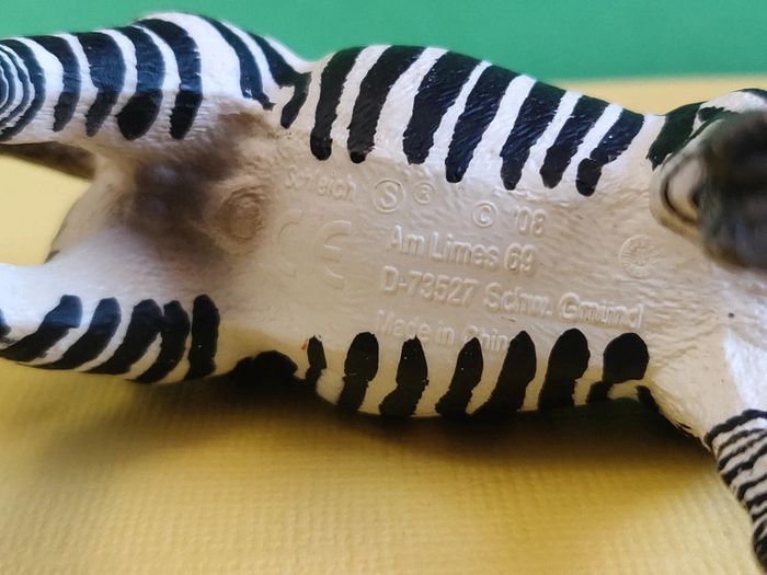 Zèbre marque Schleich - 9 cm - photo numéro 2