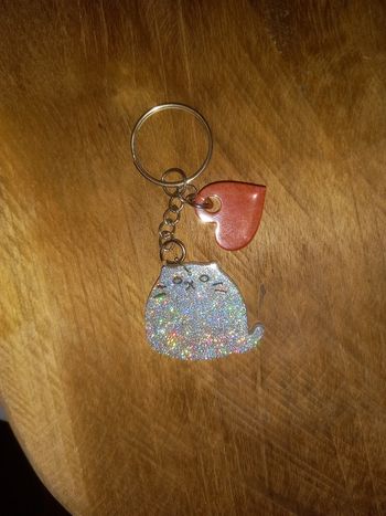 Porte clé chat kawaii résine epoxy