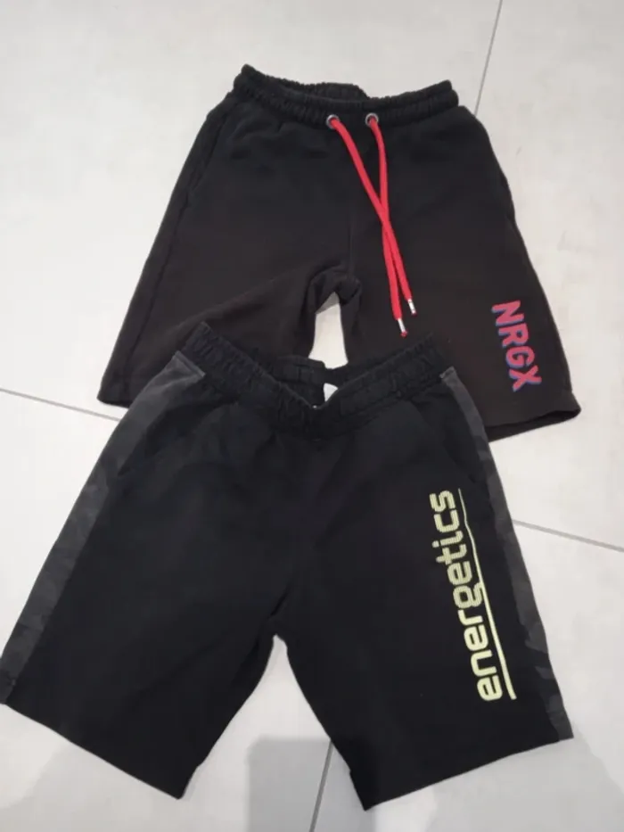 Lot de 2 shorts 10 ans