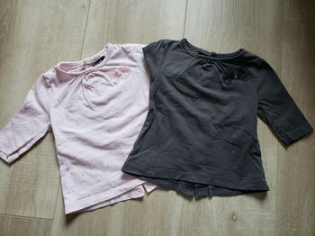 Lot de deux t-shirts taille 1mois