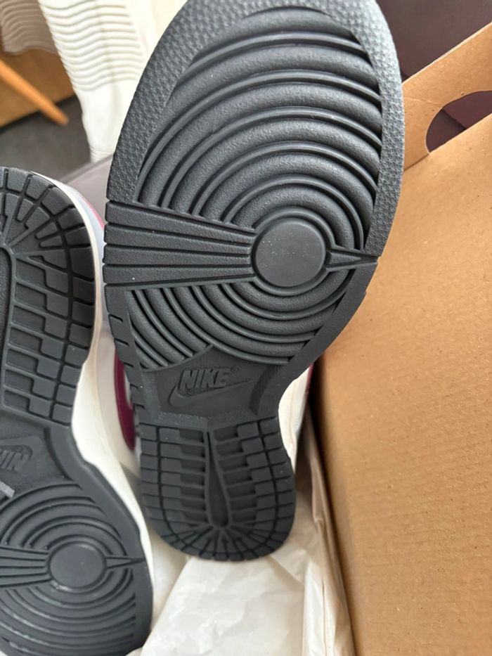 Nike Dunk Low W – Rosewood – neuves – taille 41 EU - photo numéro 4