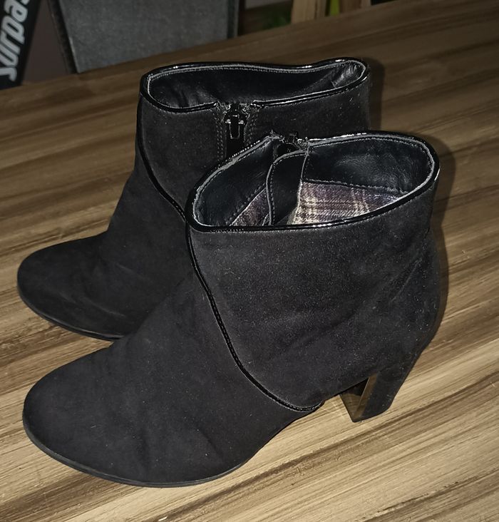 Bottines Noires Élégantes à Talons Carrés - photo numéro 3