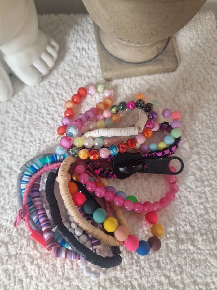 Lot bracelets colorés