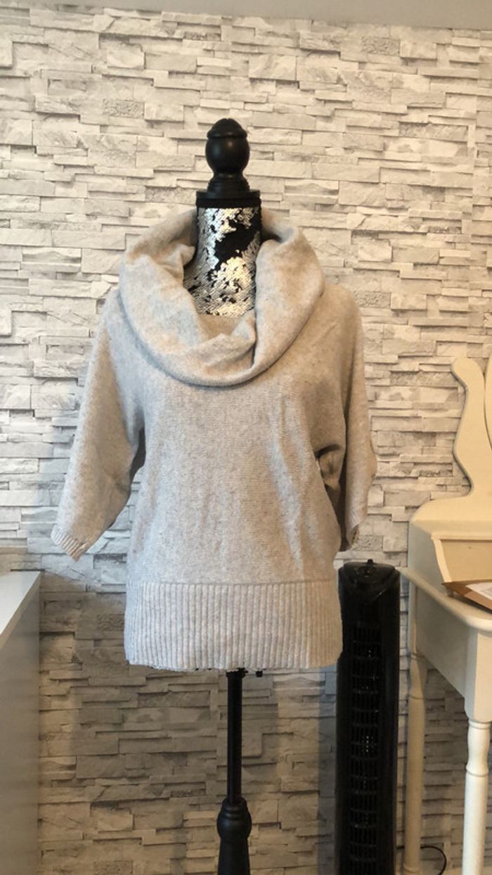 Pull gris