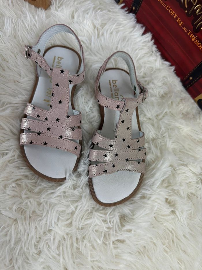 Paire de sandales Bellamy taille 28 - photo numéro 2