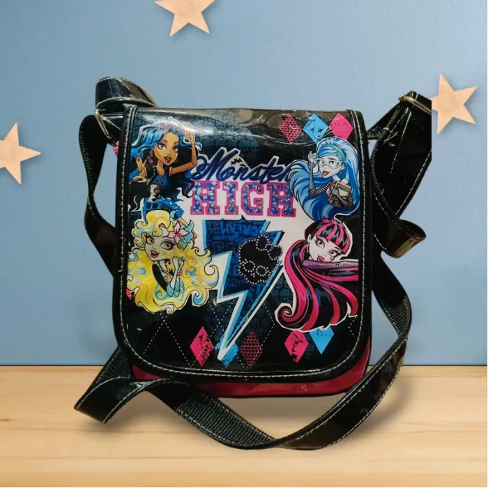 Très belle sacoche Monster High