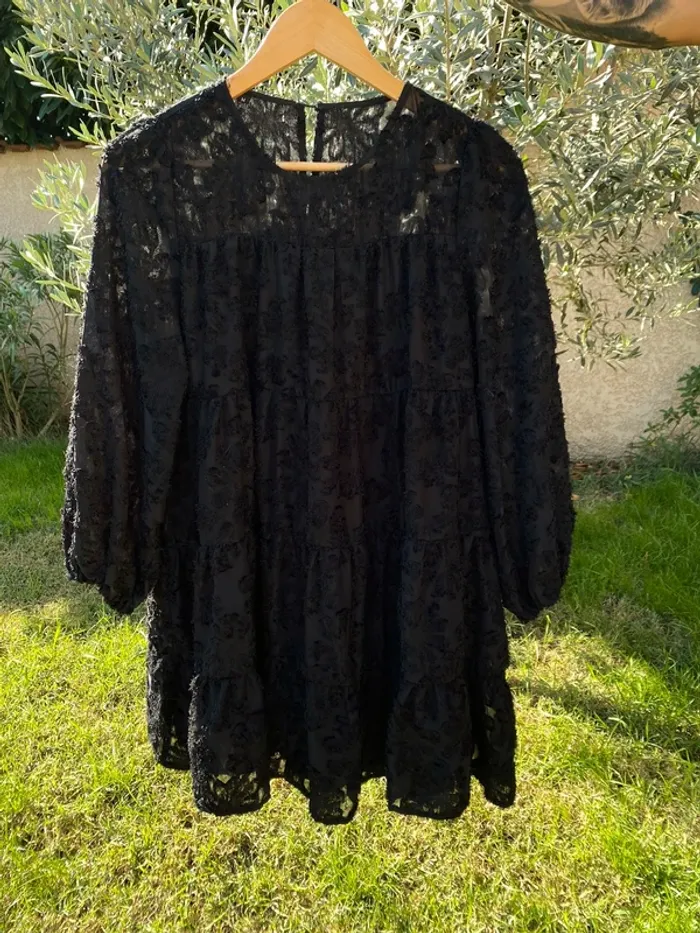 Robe noir - photo numéro 2